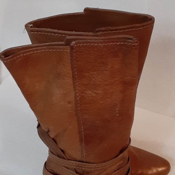 Women's size 9 "BCB Girls" brown leather boots - Picture 5 of 16